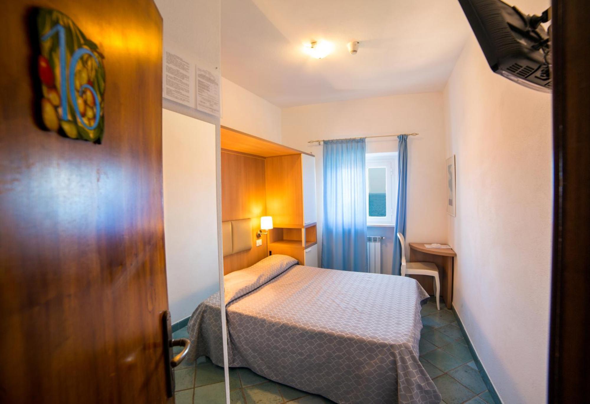 Hotel Saraceno Giglio Porto Extérieur photo